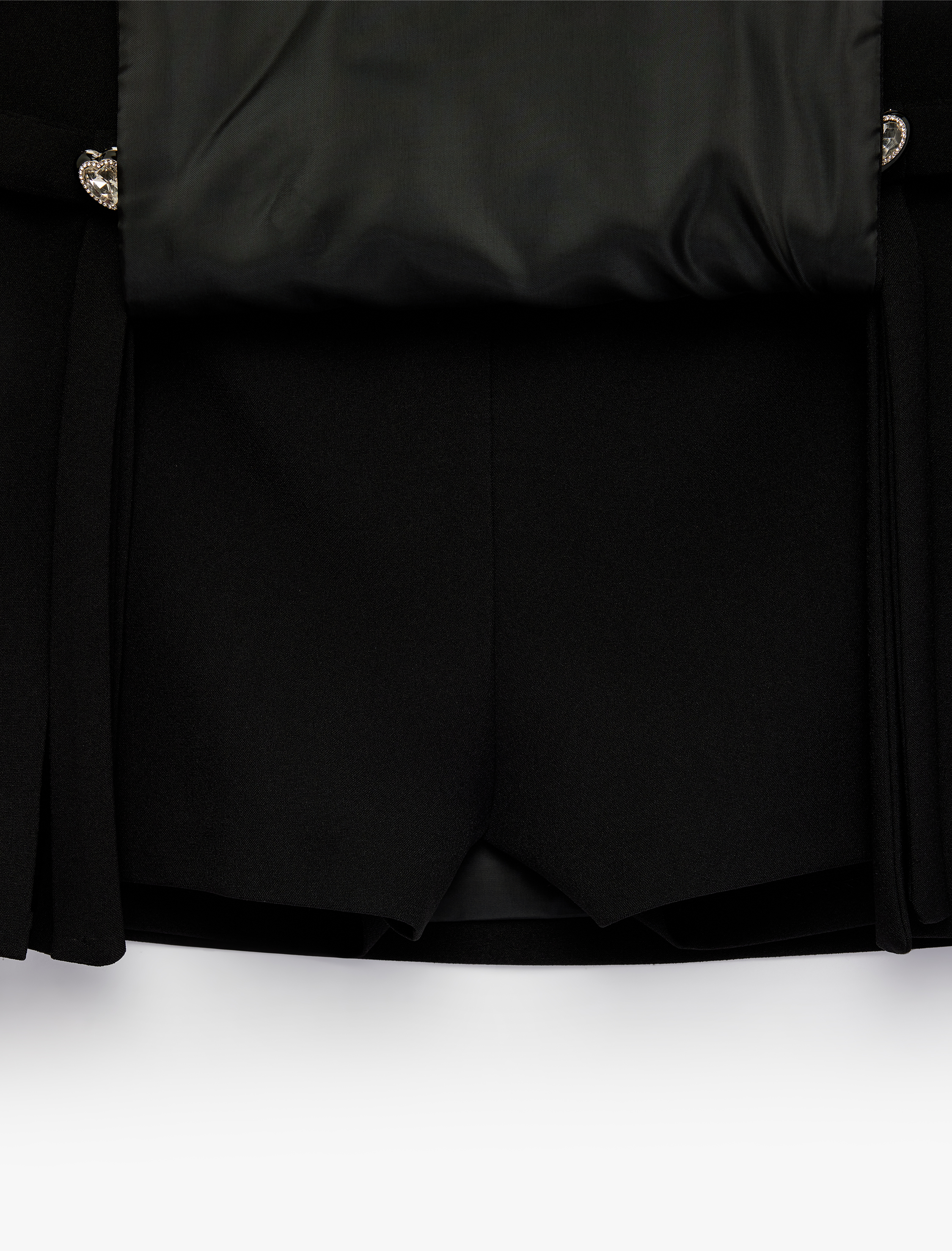   Kalpli Mücevher Düğme Detaylı Fiyonklu Şortlu Mini Etek