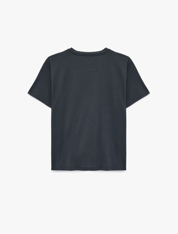  Kısa Kollu Bisiklet Yaka Taşlı Deniz Anası Grafik Baskılı Tişört