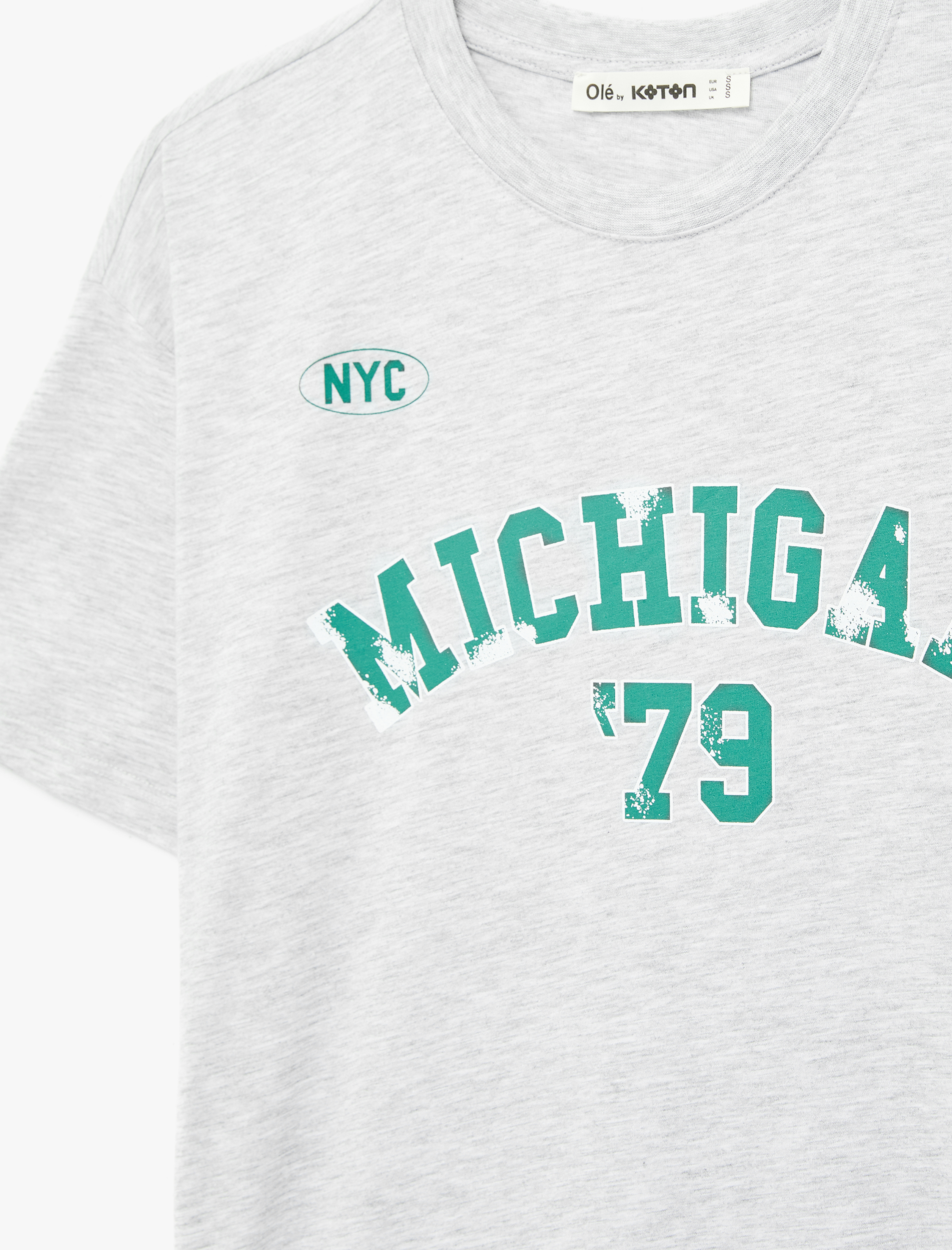   Rahat Kalıp Kısa Kollu Bisiklet Yaka Baskılı Tişört