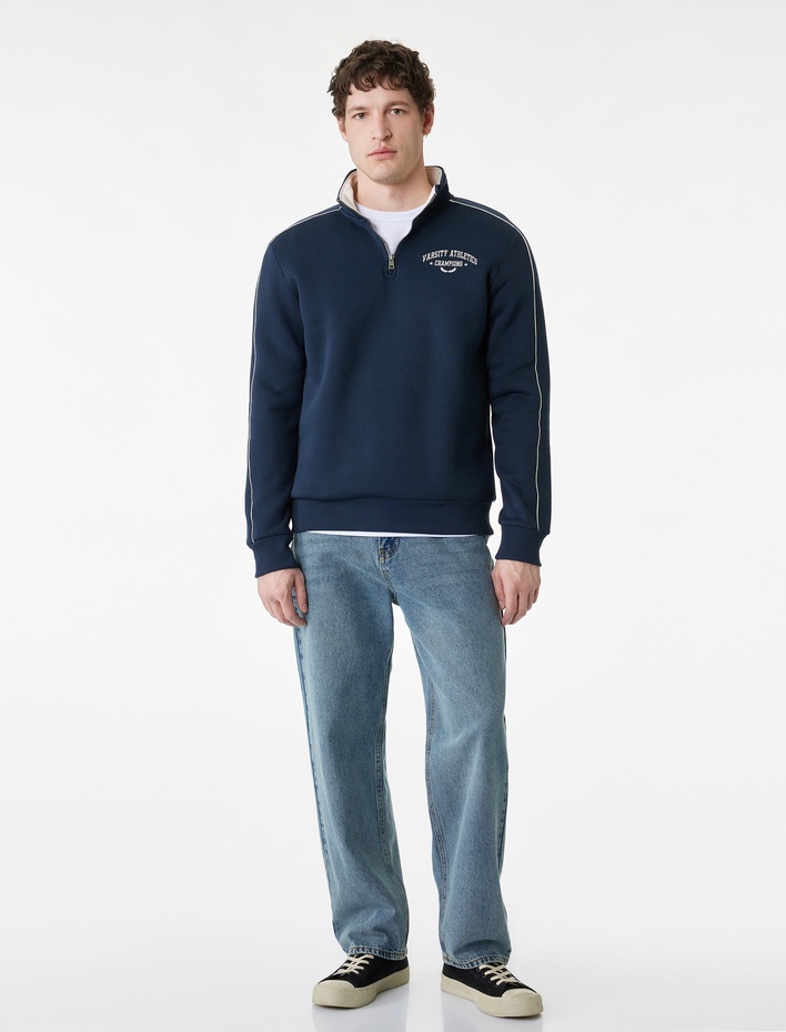  Regular Fit Uzun Kollu Nakışlı Şardonlu Yarım Fermuarlı Sweatshirt