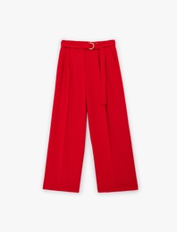 Krep Kumaş Cepli Pile Detaylı Bol Paça Kemerli Pantolon