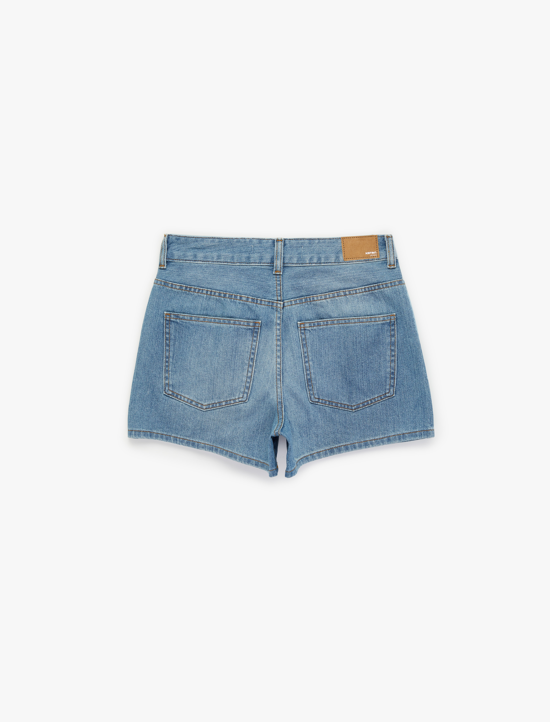   Normal Bel Cepli Düğmeli Pamuklu Mini Denim Şort