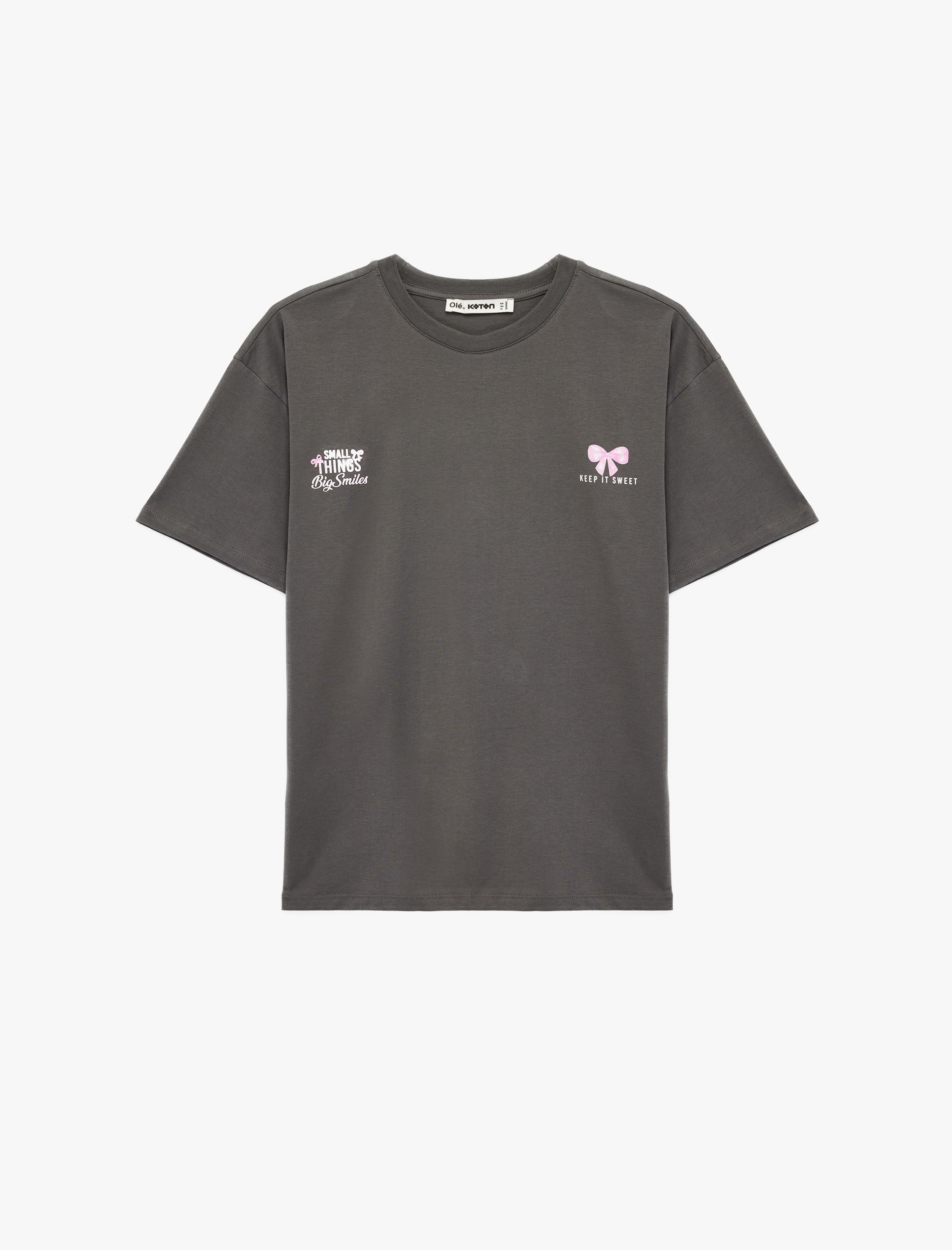   Pamuklu Yıkamalı Kısa Kollu Arkası Fiyonk Baskılı Oversize Tişört