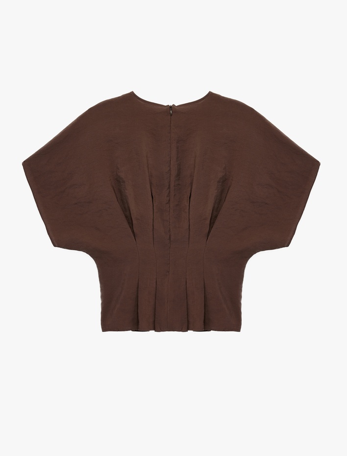  Modal Kumaş Slim Fit Pile Detaylı Kap Kol Bisiklet Yaka Crop Bluz