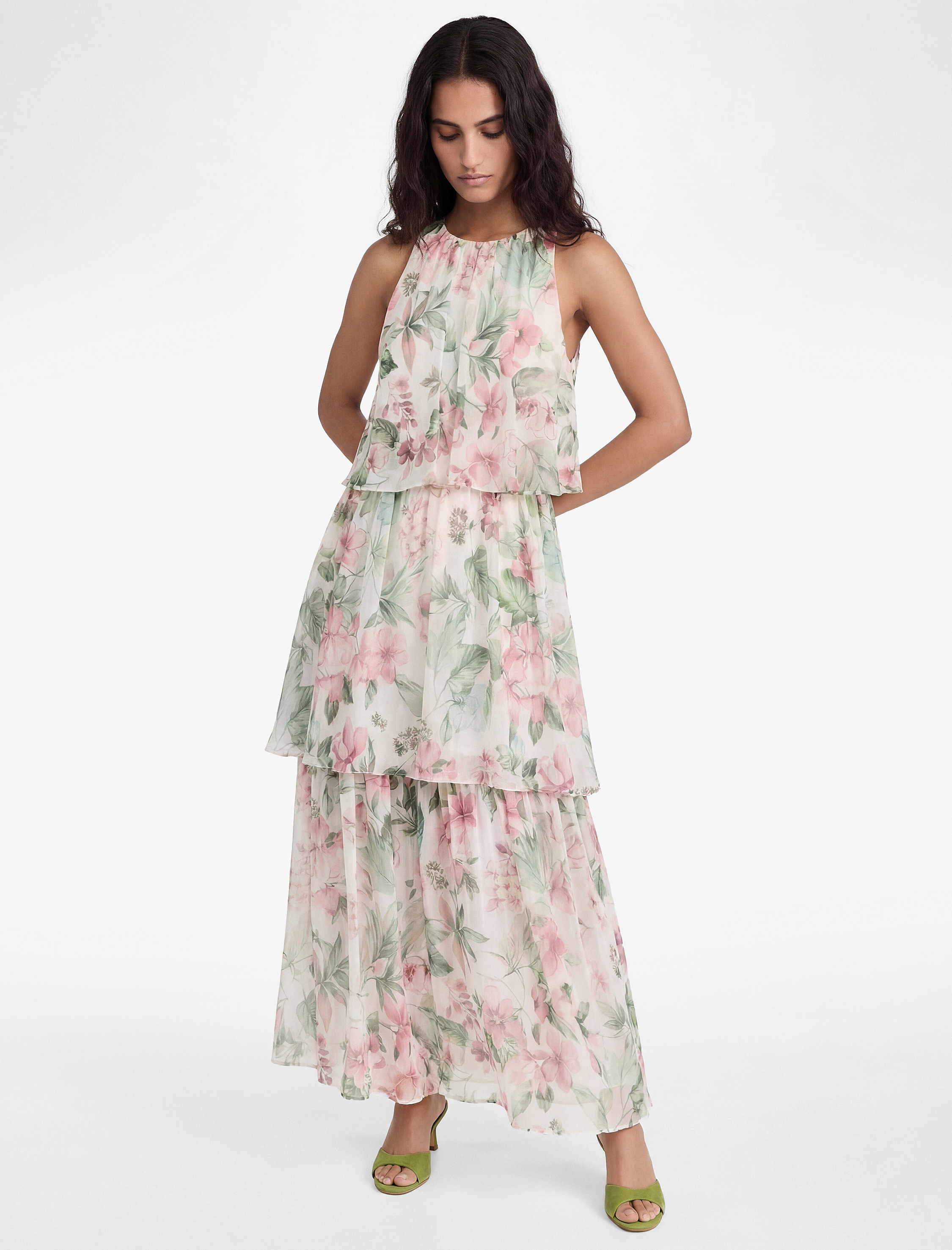   Katlı Kolsuz Halter Yaka Çiçekli Şifon Elbise