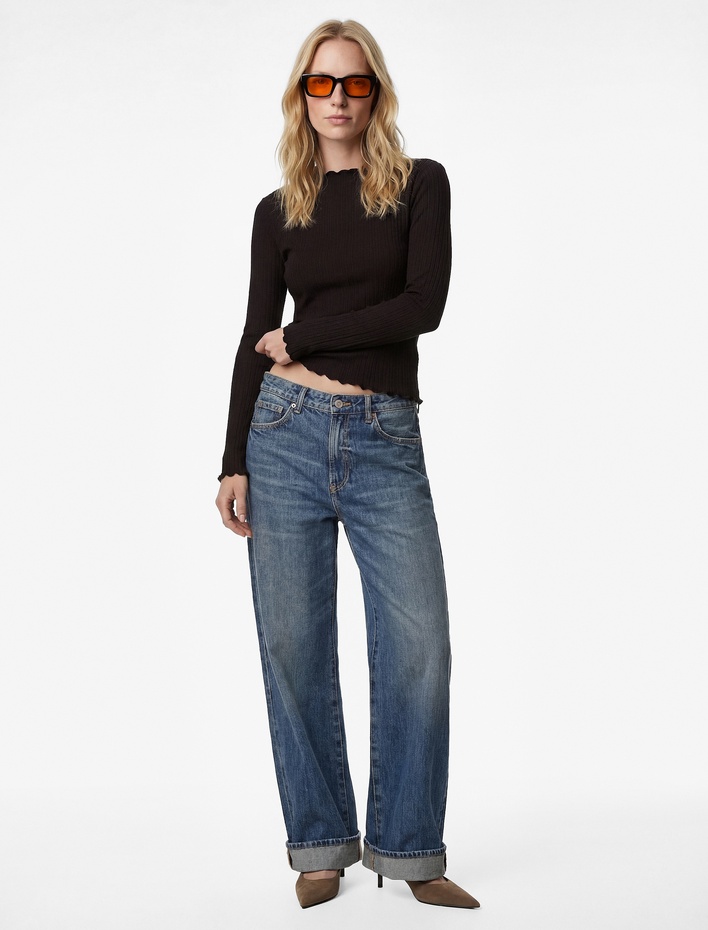  Viskon Kumaş Slim Fit Uzun Kollu Hafif Dik Yaka Dokulu Tişört