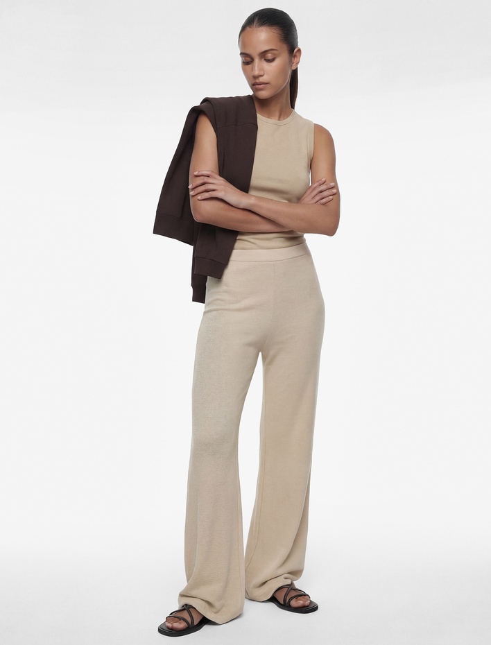  Normal Bel Düz Geniş Paça Pantolon