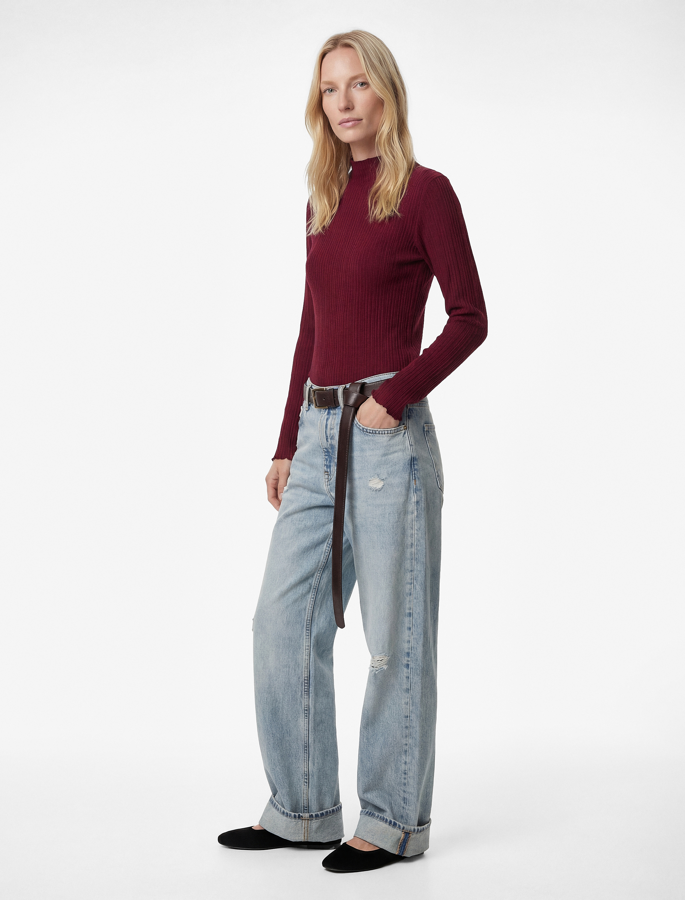   Viskon Kumaş Slim Fit Uzun Kollu Hafif Dik Yaka Dokulu Tişört