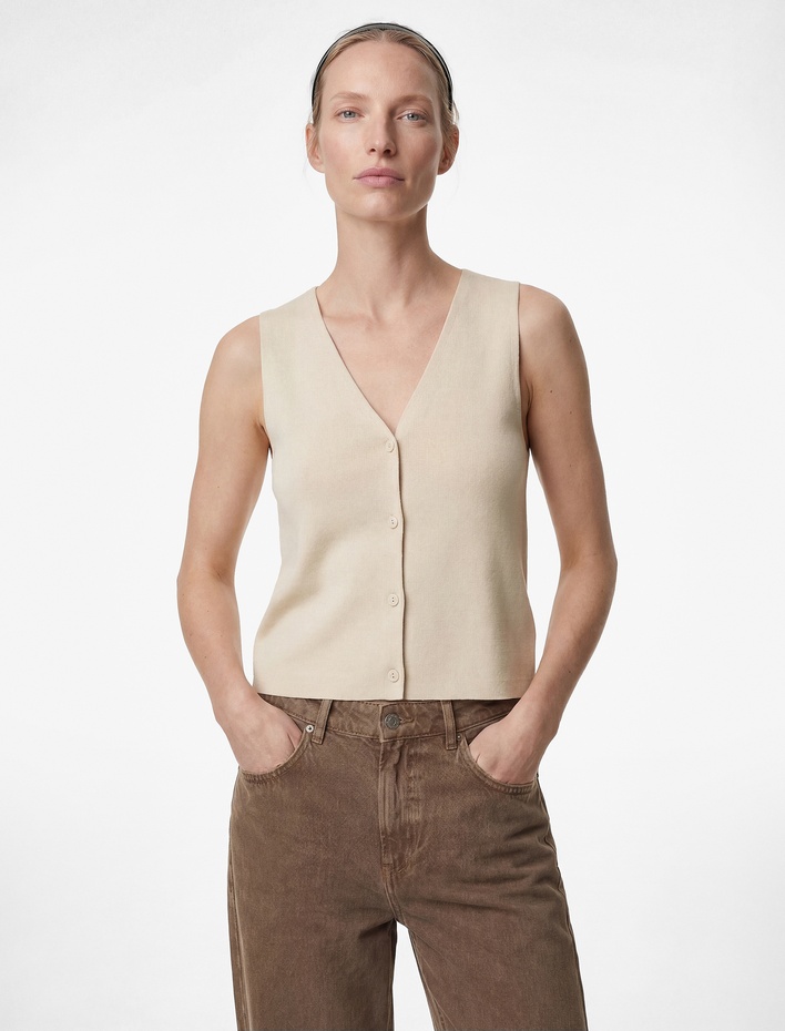  V Yaka Düğmeli Triko Yelek