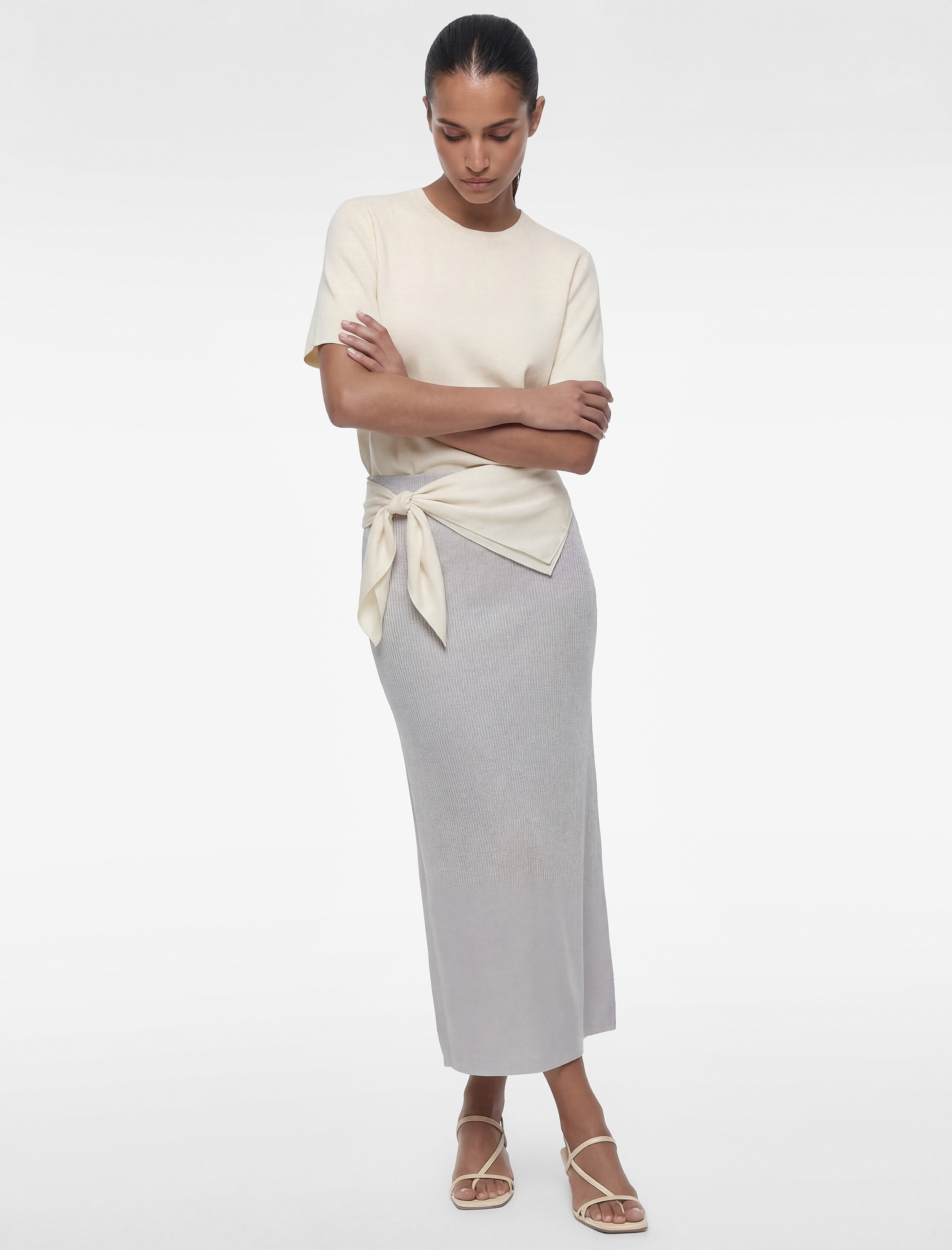   İnce Metalik İplik Detaylı Parıltılı Midi A Kesim Etek