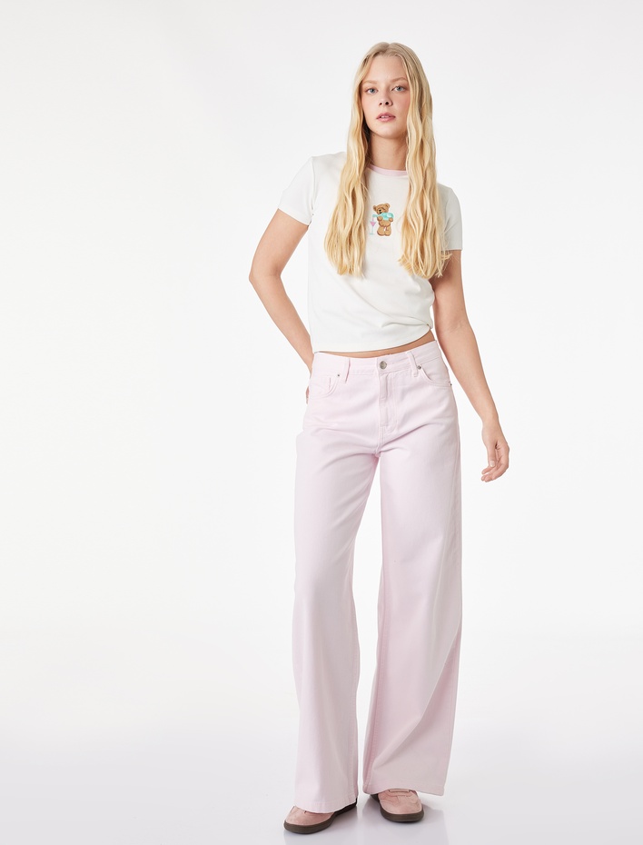  Slim Fit Kısa Kollu Bisiklet Yaka Ayıcık Nakışlı Tişört