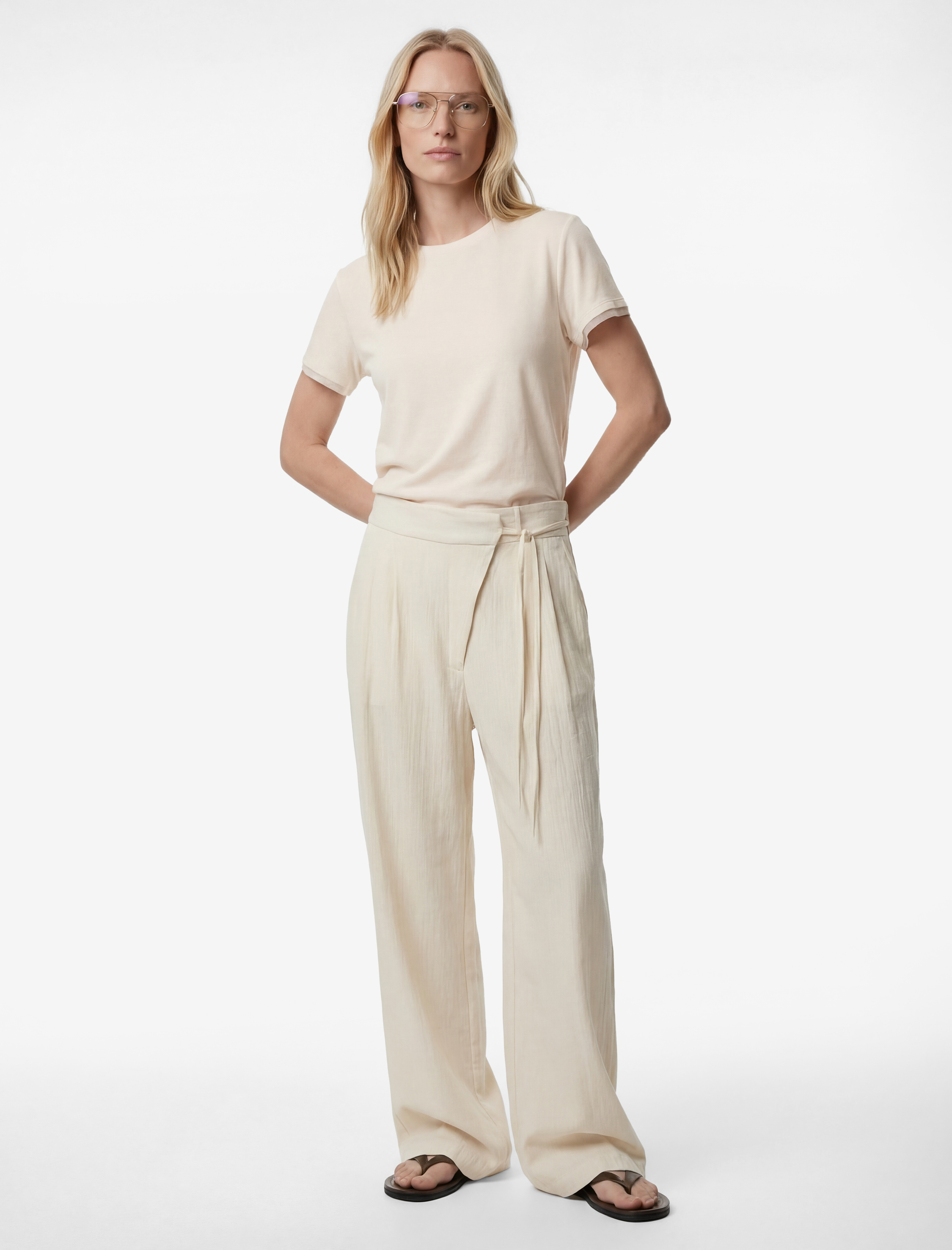   Keten Karışımlı Bağlama Detaylı Geniş Paça Pantolon