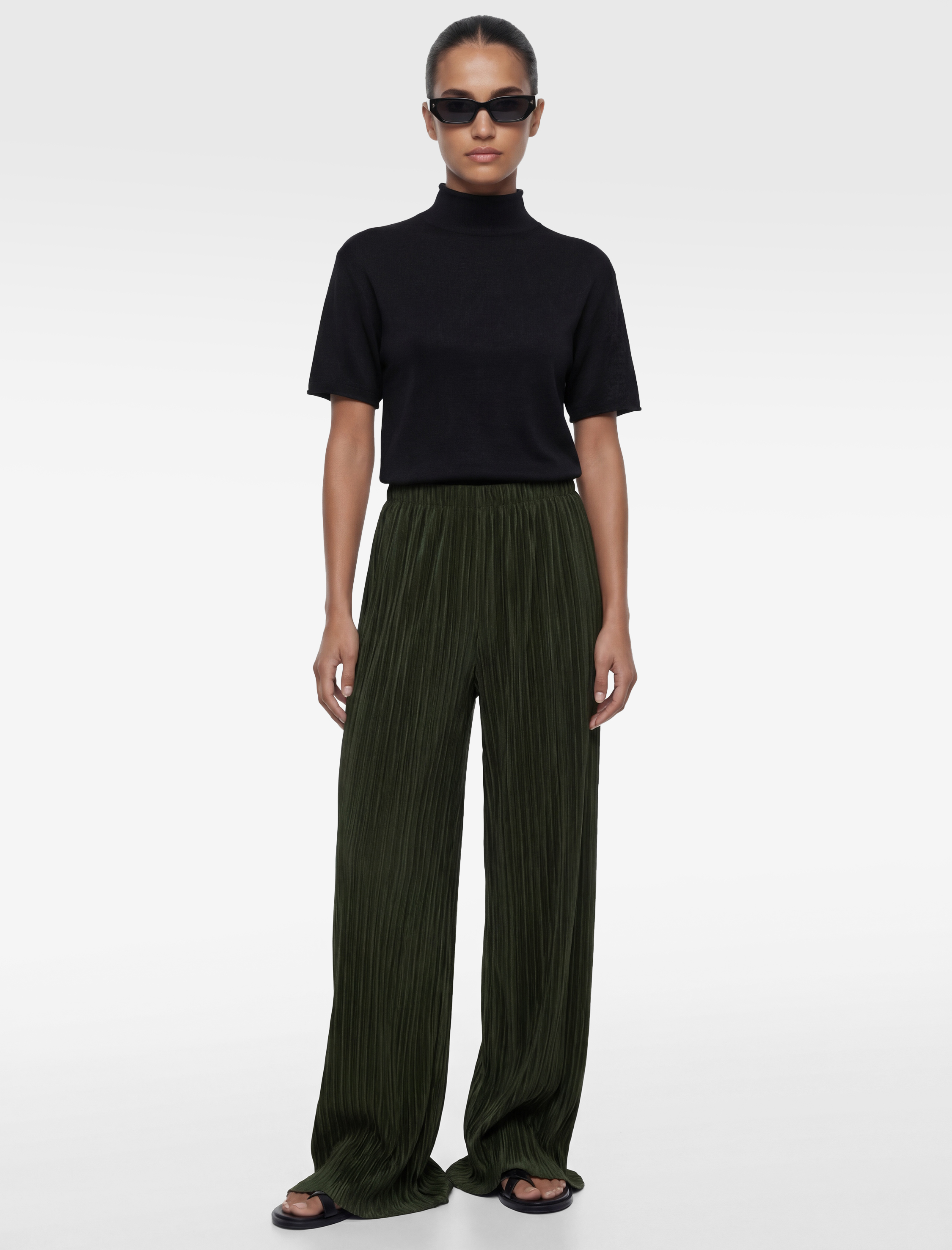   Yüksek Bel Geniş Paça Piliseli Pantolon