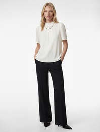 Dantel Detaylı Kısa Kollu Bisiklet Yaka Bluz