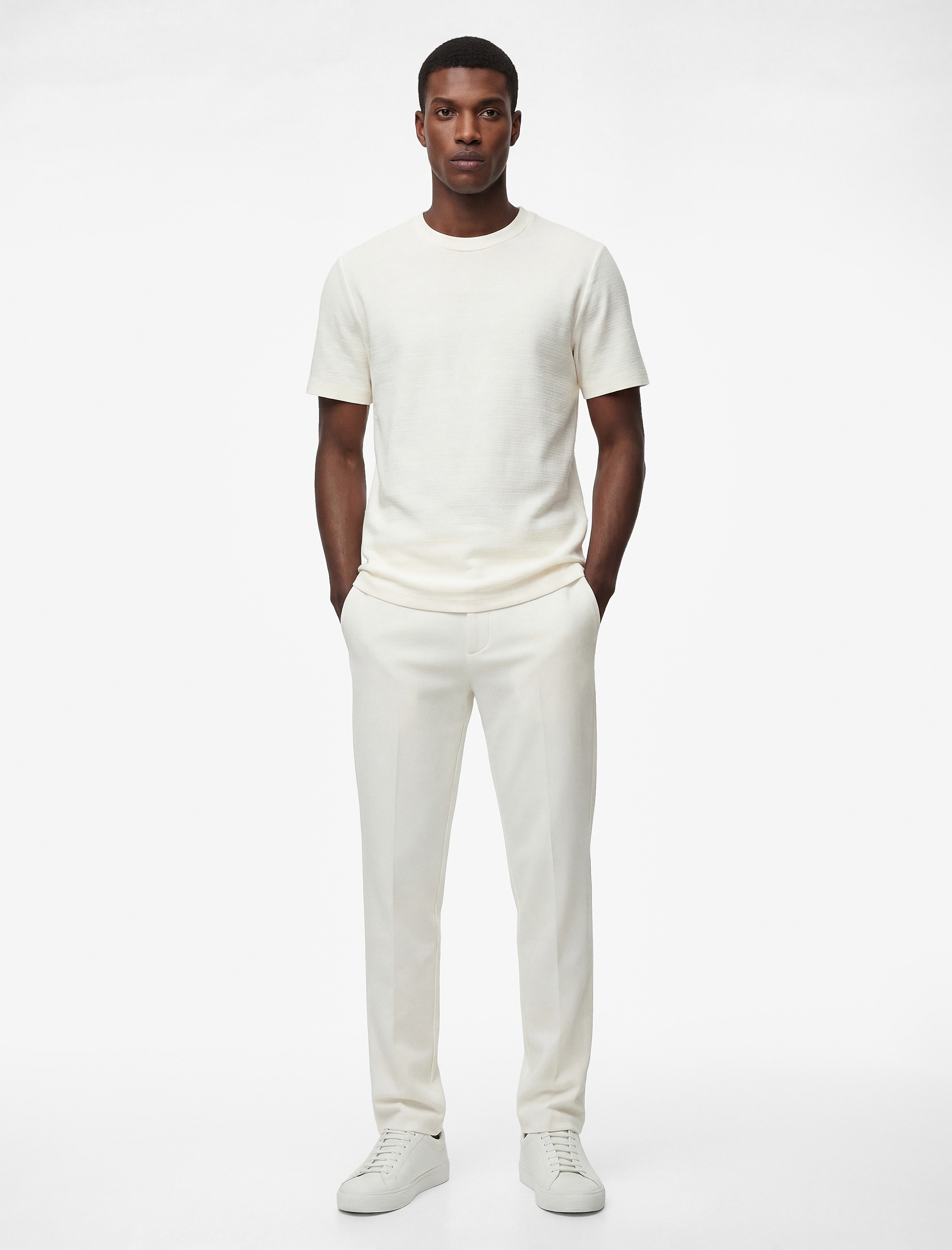   Slim Fit Viskon Karışımlı Cepli Düğmeli Chino Pantolon