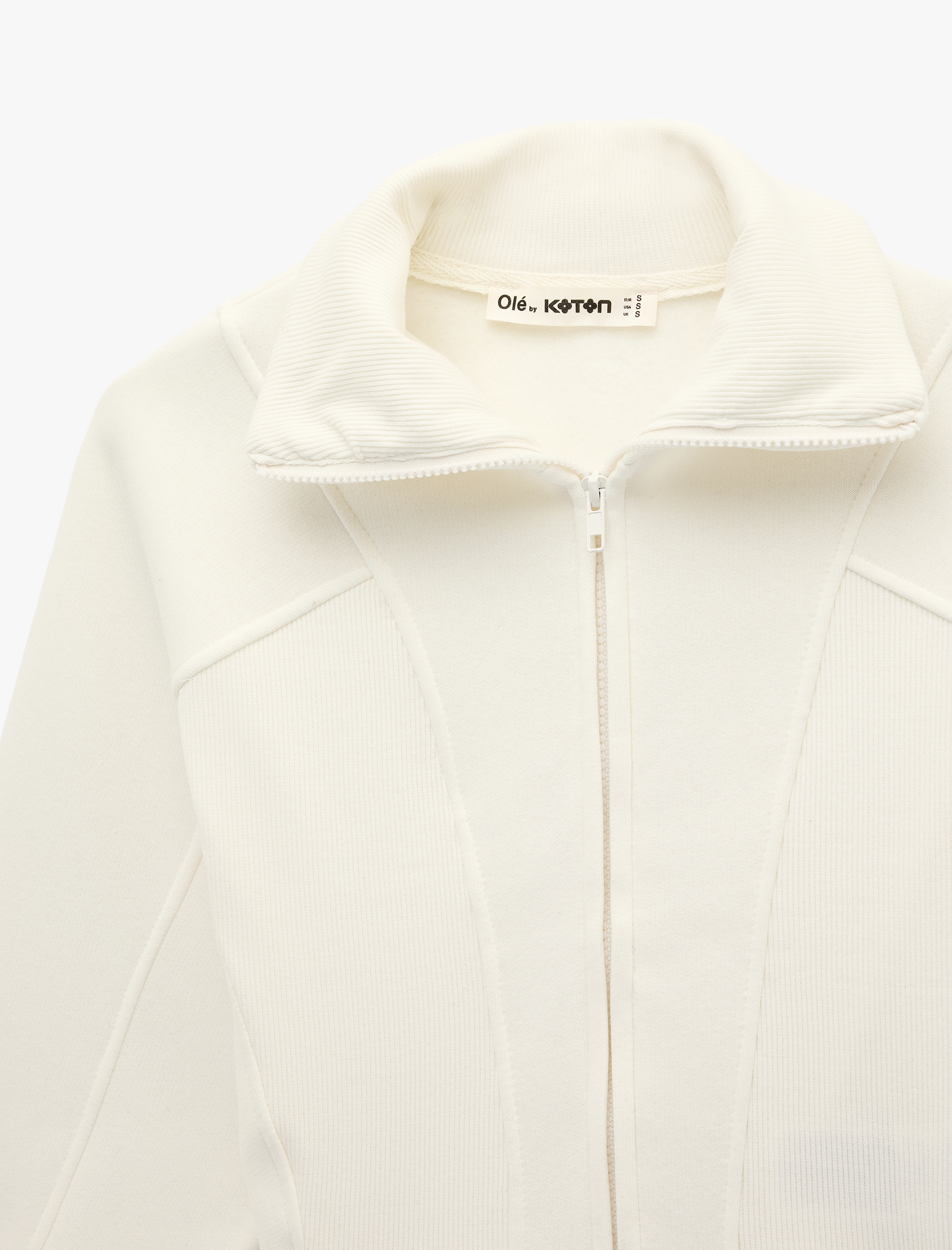   Şardonlu Uzun Kollu Klasik Yaka Fermuarlı Sweatshirt