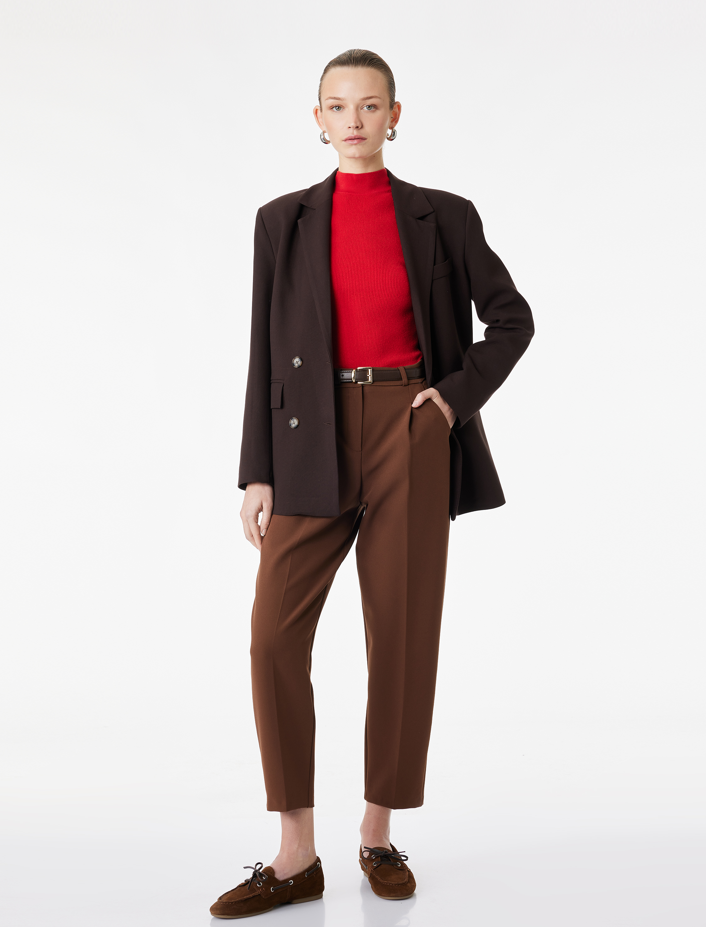   Normal Bel Cepli Kemerli Havuç Pantolon