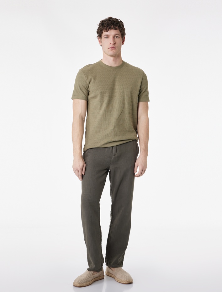  Kısa Kollu Dokulu Bisiklet Yaka Pamuklu Slim Fit Tişört