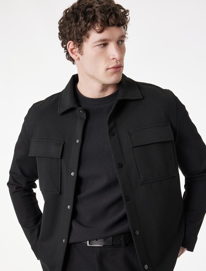  Regular Fit Çıtçıt Düğmeli Kapaklı Cepli Klasik Yaka Uzun Kollu Gömlek