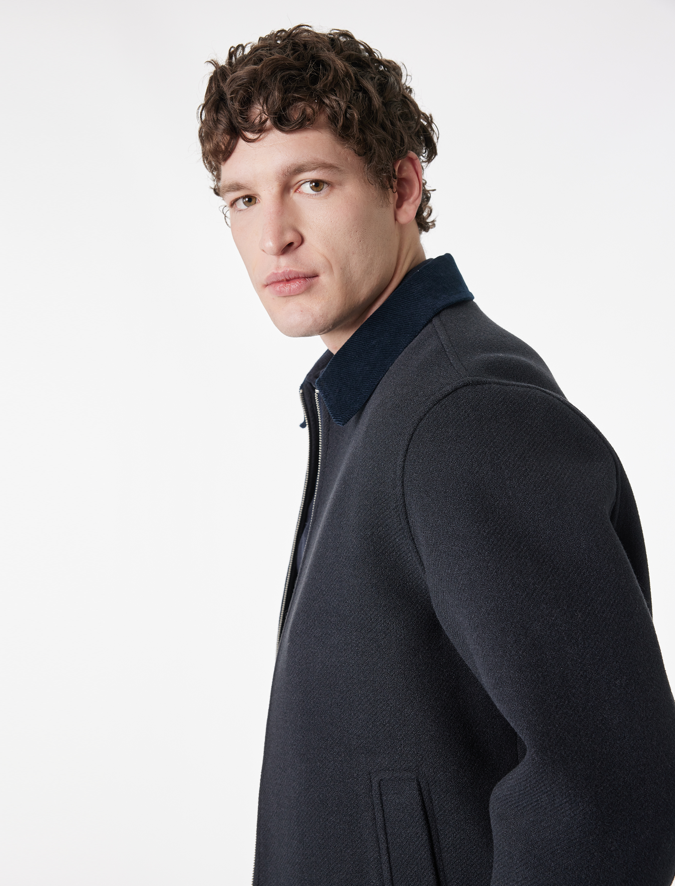   Regular Fit Uzun Kollu Cepli Gömlek Yaka Fermuarlı Kaşe Ceket