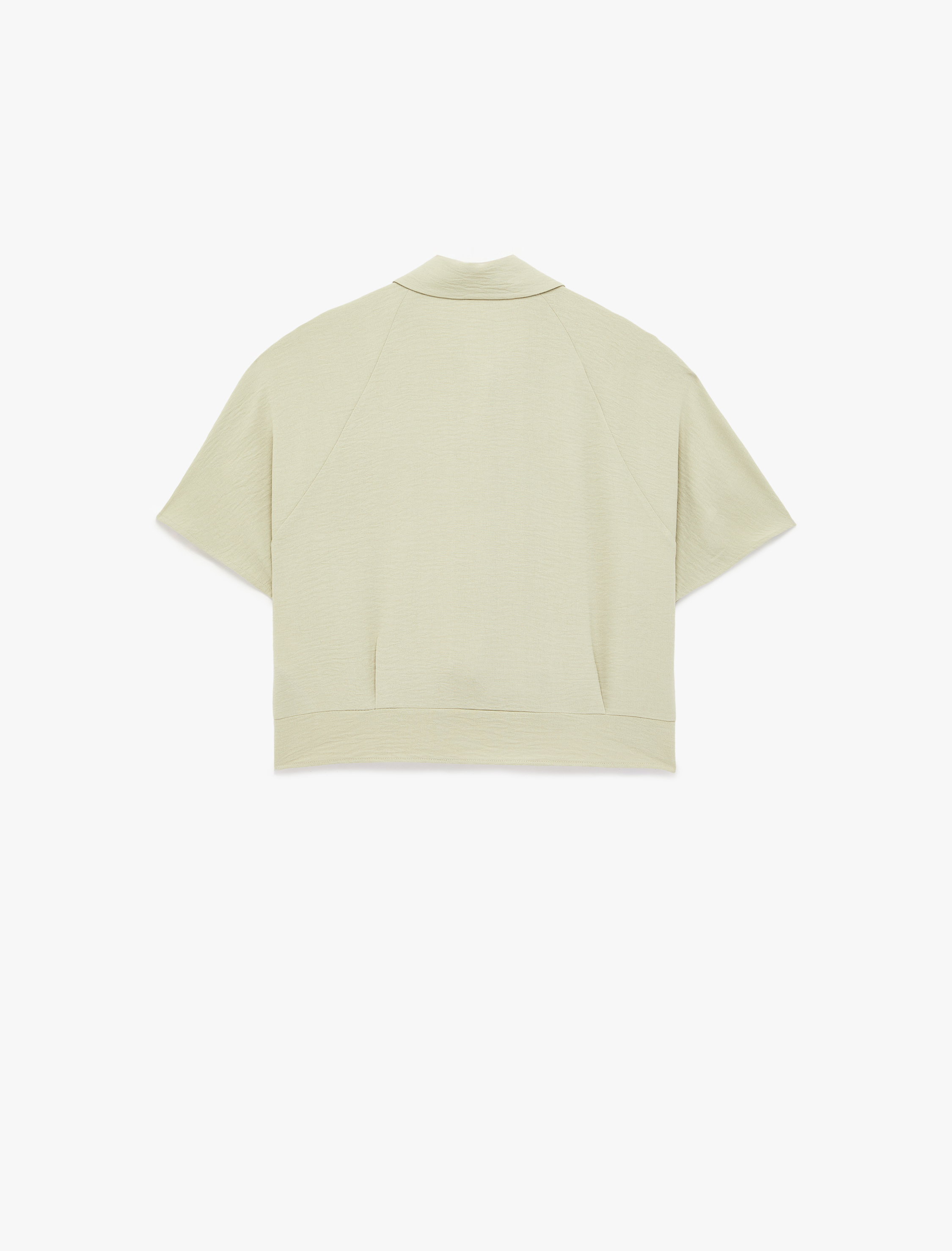   Kısa Kollu Klasik Yaka Bağlama Detaylı Crop Gömlek