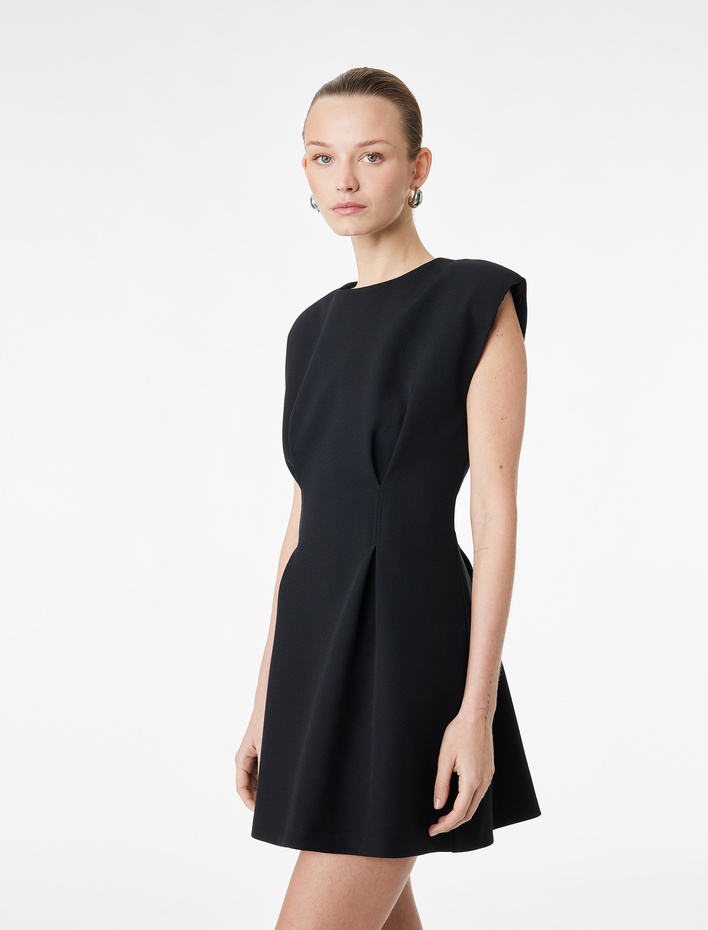  Kolsuz Bisiklet Yaka Mini Pileli A Kesim Elbise