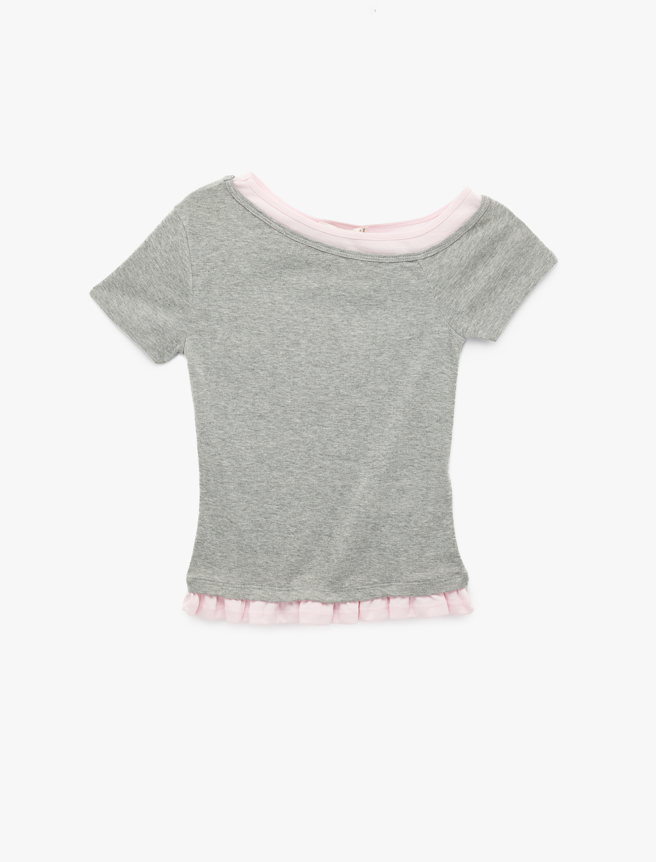   Asimetrik Kayık Yaka Kısa Kollu Fırfırlı Tişört