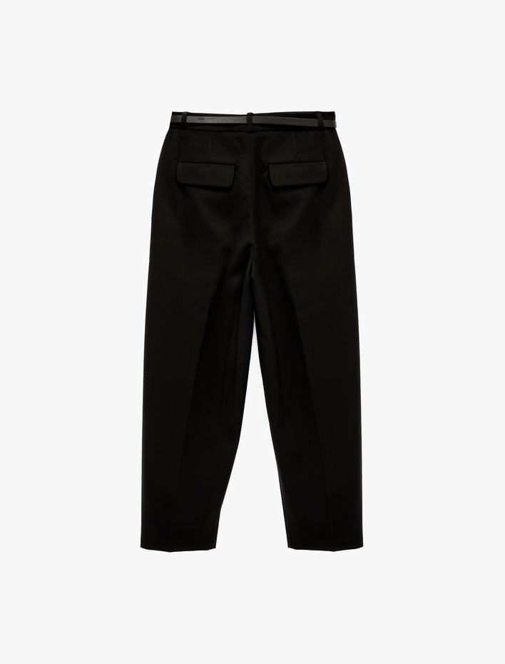  Yüksek Bel Rahat Kalıp Cepli Kemer Detaylı Cigarette Pantolon