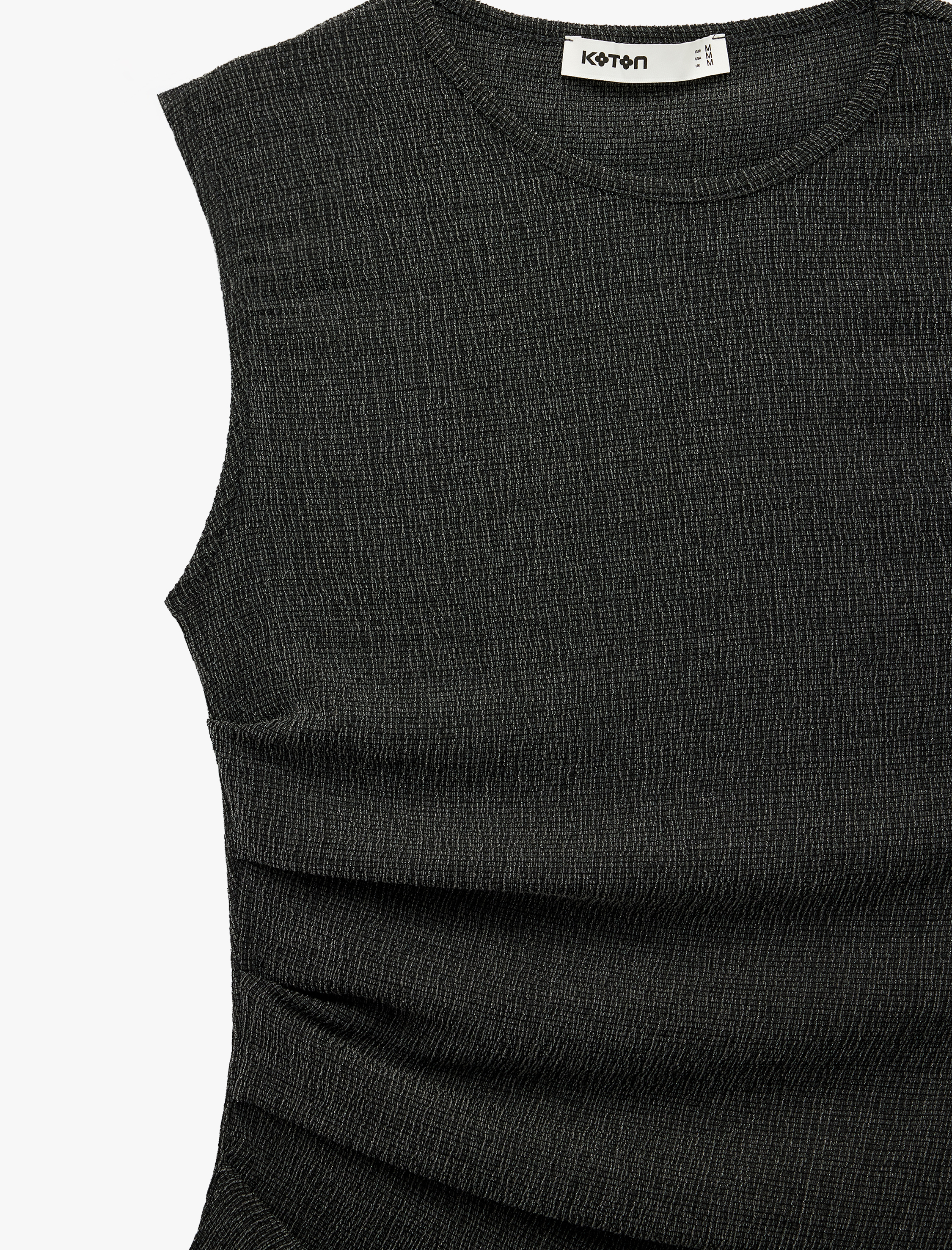   Drape Detaylı Kolsuz Bisiklet Yaka Bluz