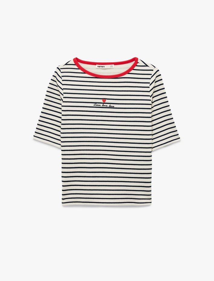  Slim Fit Kısa Kollu Bisiklet Yaka Kalpli Nakış Detaylı Çizgili Tişört