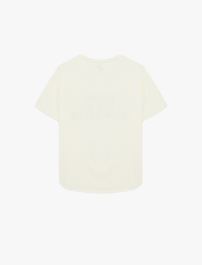  Rahat Kalıp Kısa Kollu Bisiklet Yaka Slogan Baskılı Tişört