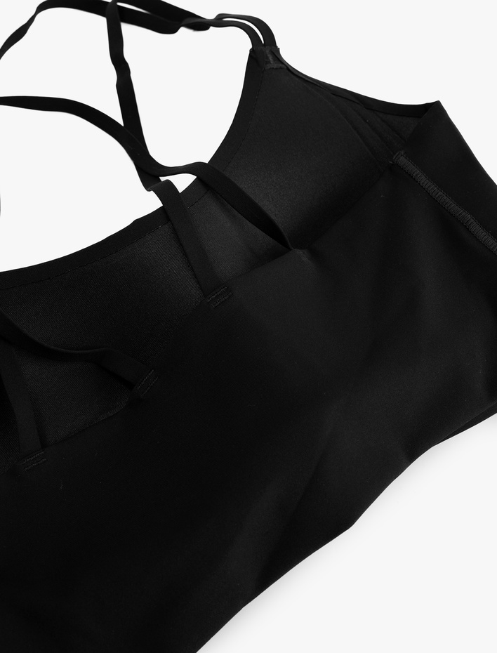  Çapraz Askılı Sporcu Sütyeni