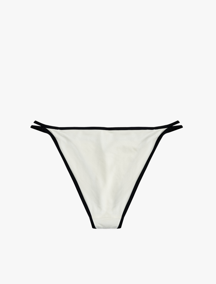 Biyeli Kontrast Detaylı İpli Bikini Altı