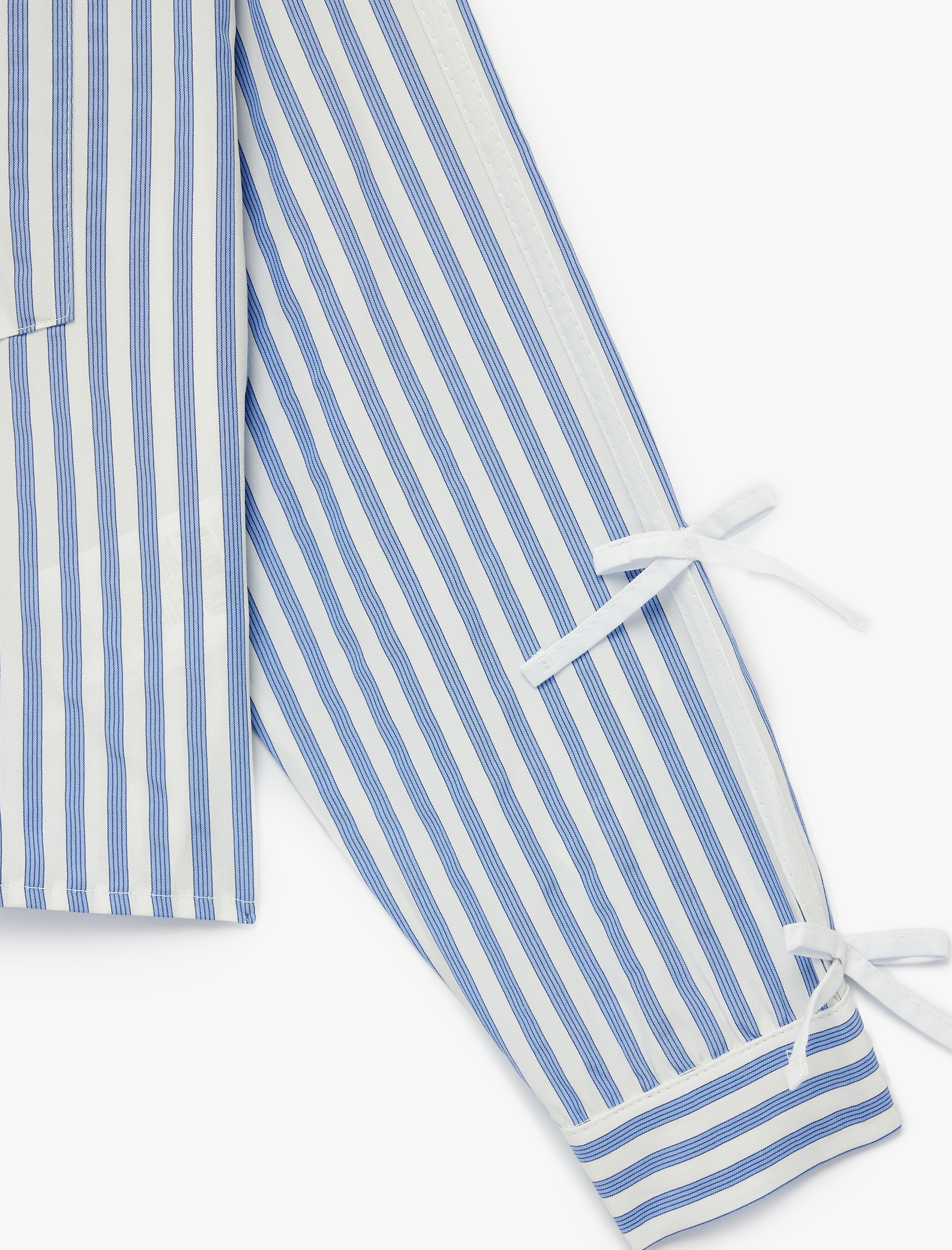  Kız Çocuk Uzun Kollu Fiyonk Detaylı Klasik Yaka Çizgili Crop Gömlek