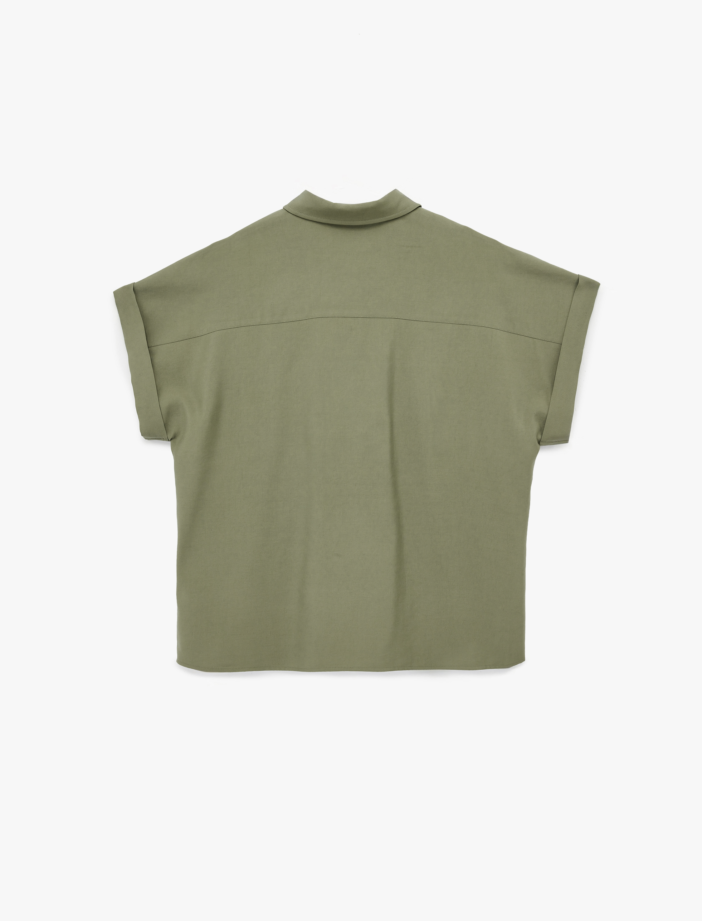   Regular Fit Viskon Kupro Kumaş Cepli Kısa Kollu Gömlek