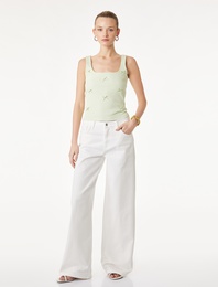 Pamuklu Kare Yaka Fiyonklu Kalın Askılı Bluz