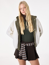 Cep Detaylı Kapüşonlu Fermuarlı Peluş Ceket