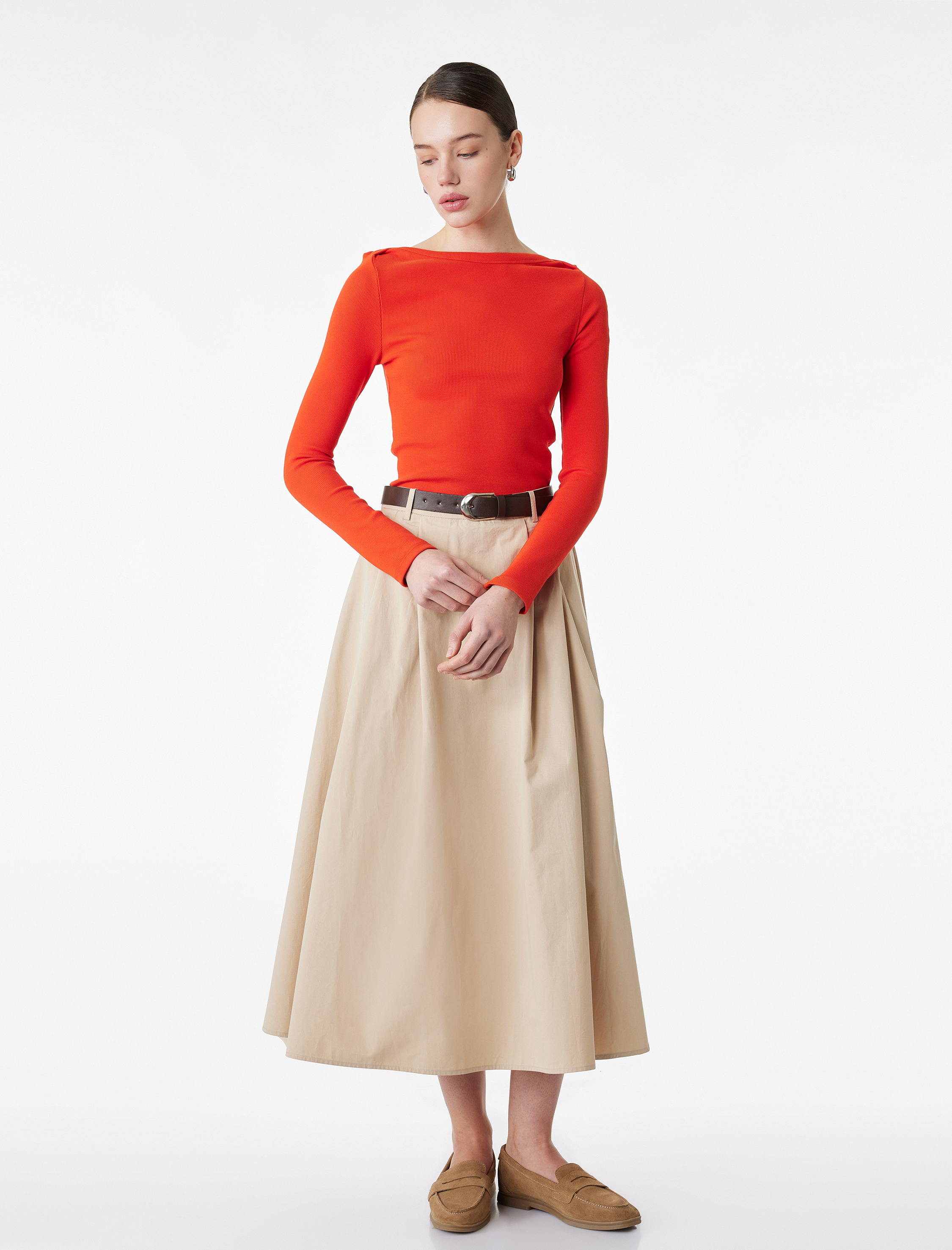   Slim Fit Pamuklu Uzun Kollu Kayık Yaka Tişört