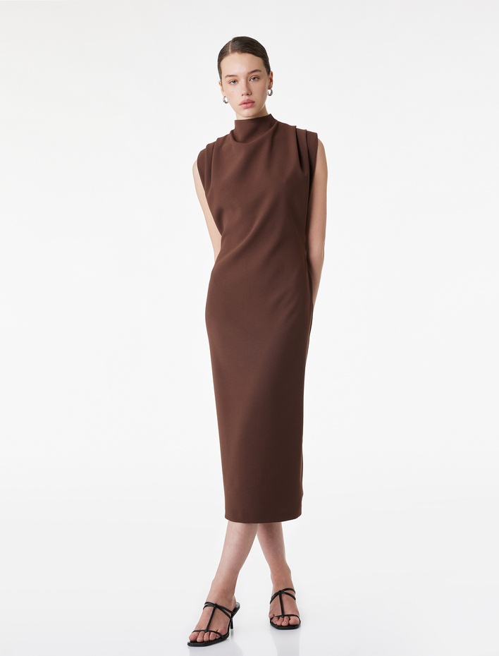  Dik Yaka Kolsuz Krep Uzun Elbise