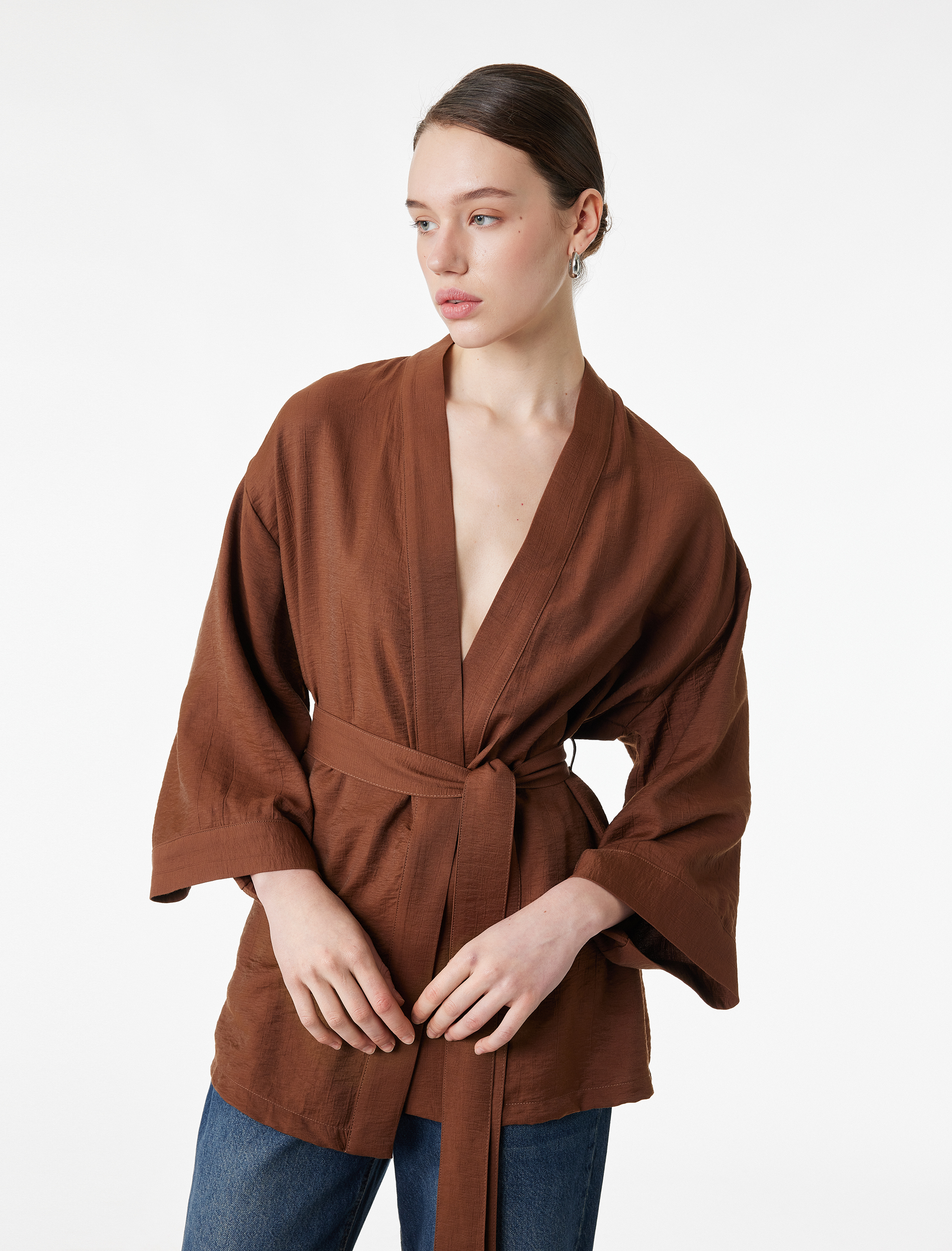   Viskon Kumaş Uzun Geniş Kol Kuşak Detaylı Kimono