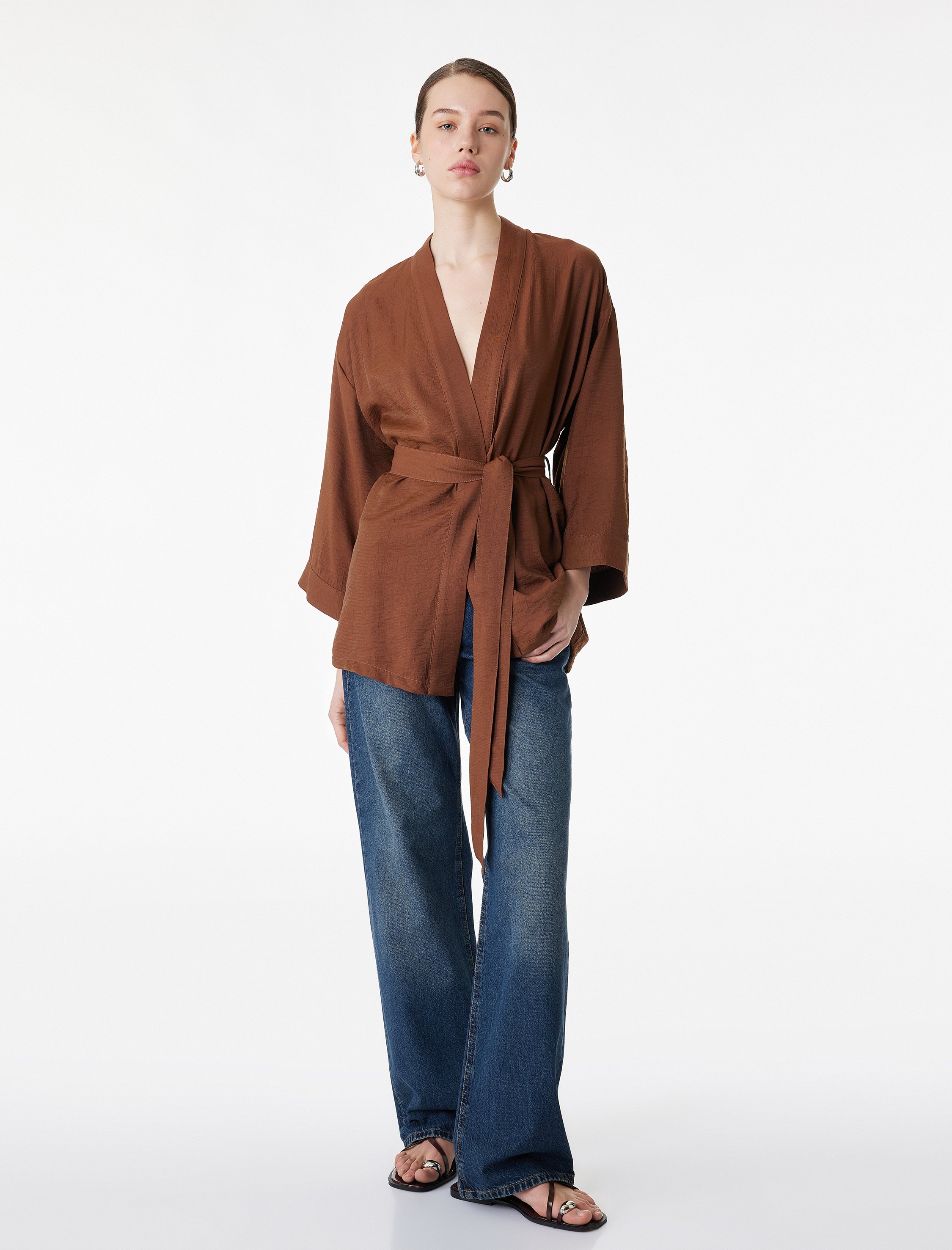   Viskon Kumaş Uzun Geniş Kol Kuşak Detaylı Kimono