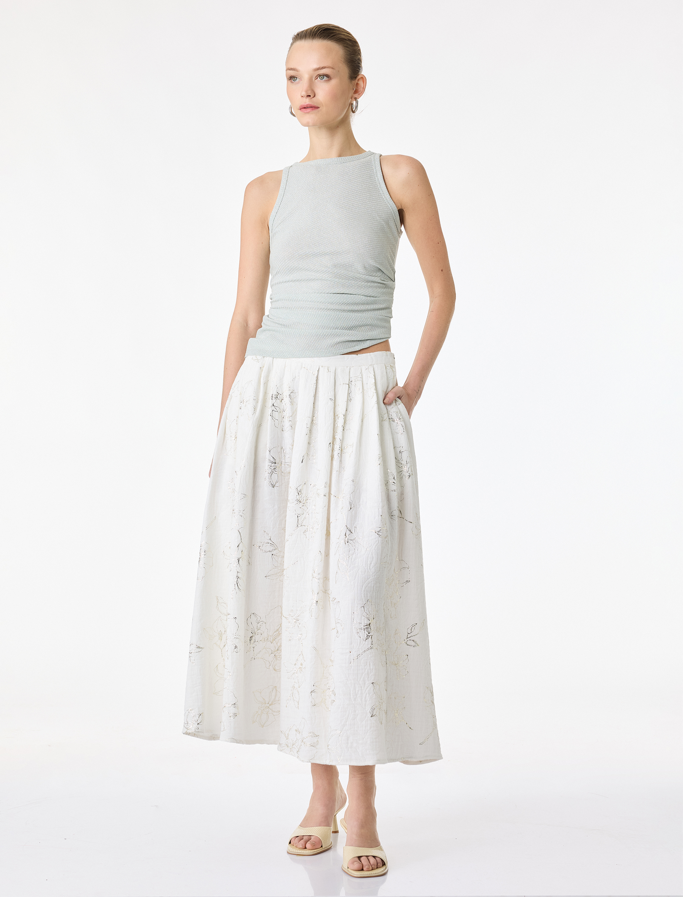   Pamuklu Parıltılı Çiçek Desenli Pileli Uzun Kloş Etek