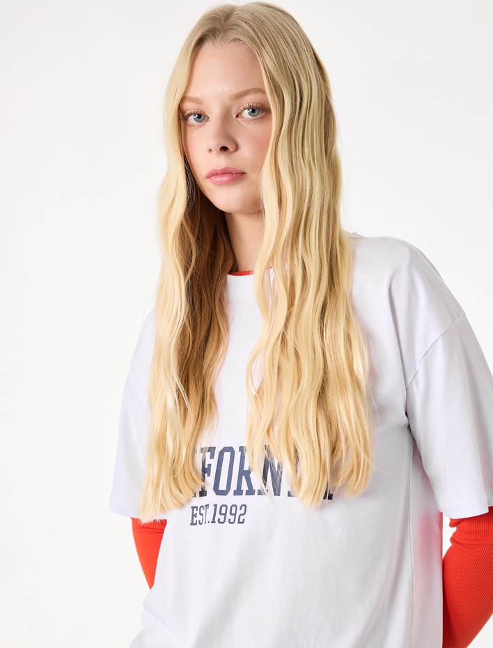  Kısa Kollu Bisiklet Yaka Pamuklu Baskılı Oversize Tişört