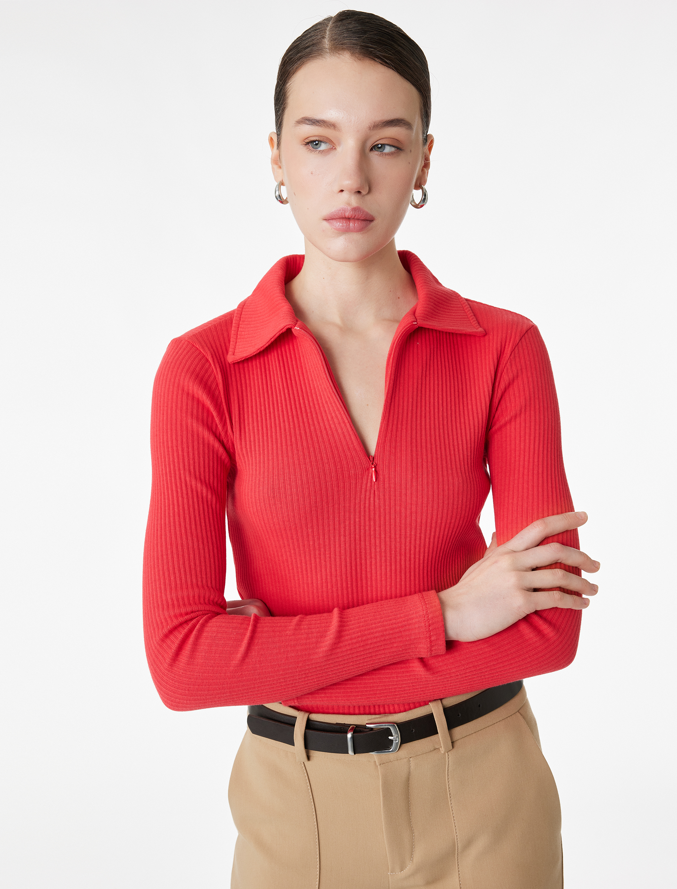   Slim Fit Uzun Kollu Yarım Fermuarlı Gömlek Yaka Tişört