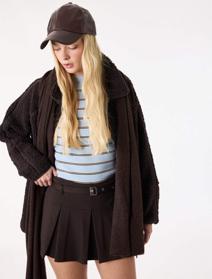  Uzun Kollu Dik Yaka Cep Detaylı Fermuarlı Oversize Peluş Ceket