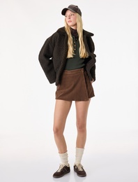 Düğmeli Uzun Kollu Cep Detaylı Klasik Yaka Peluş Ceket