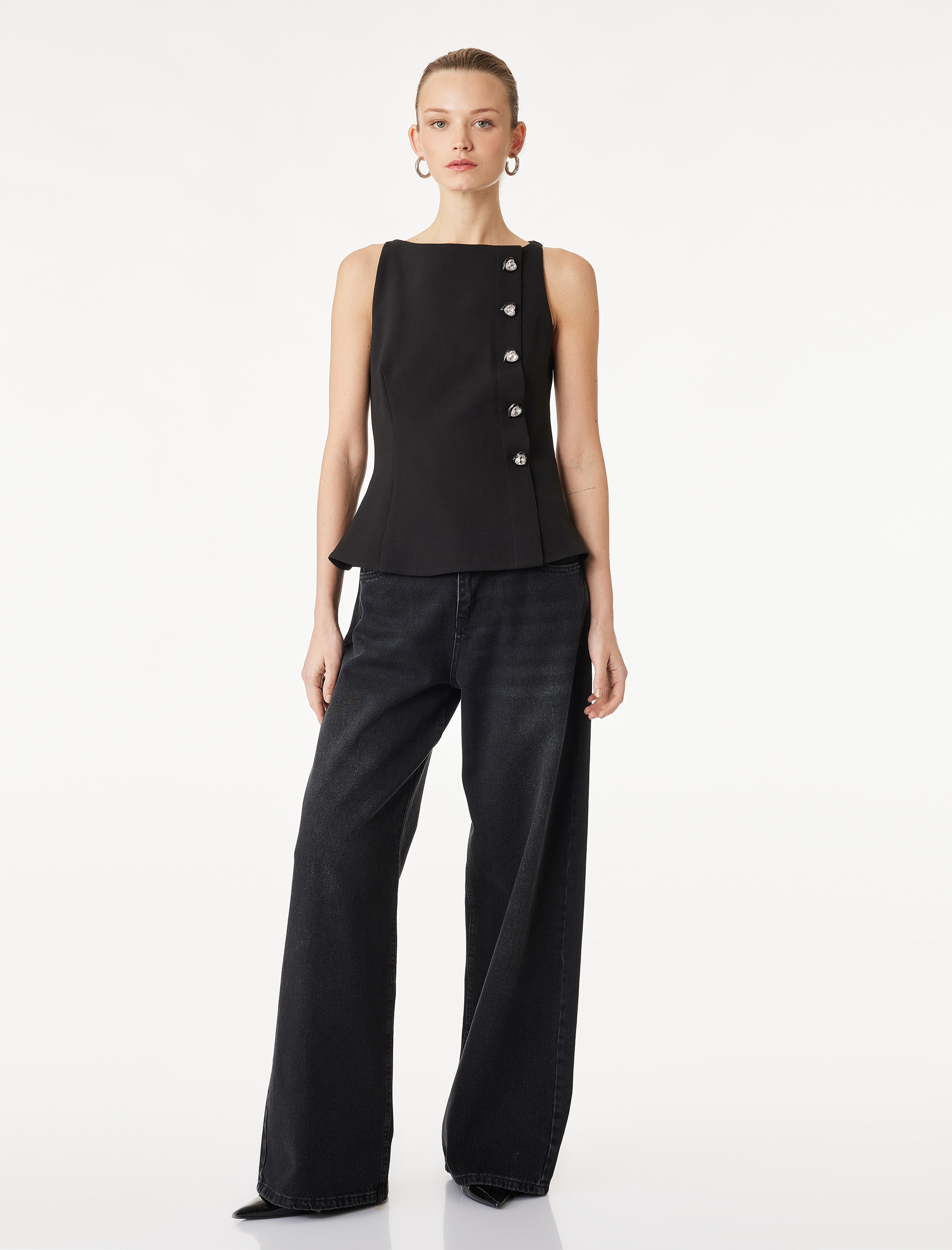   Hafif Peplum Kesim Bisiklet Yaka Kalpli Düğme Detaylı Yelek