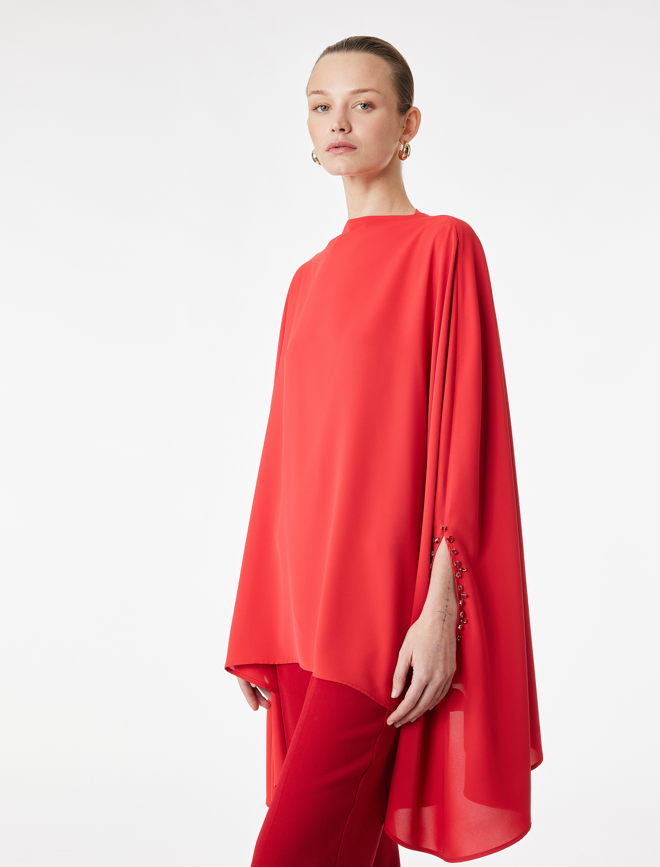   Dik Yaka 3/4 Yarasa Kol Oversize Saten Abiye Bluz