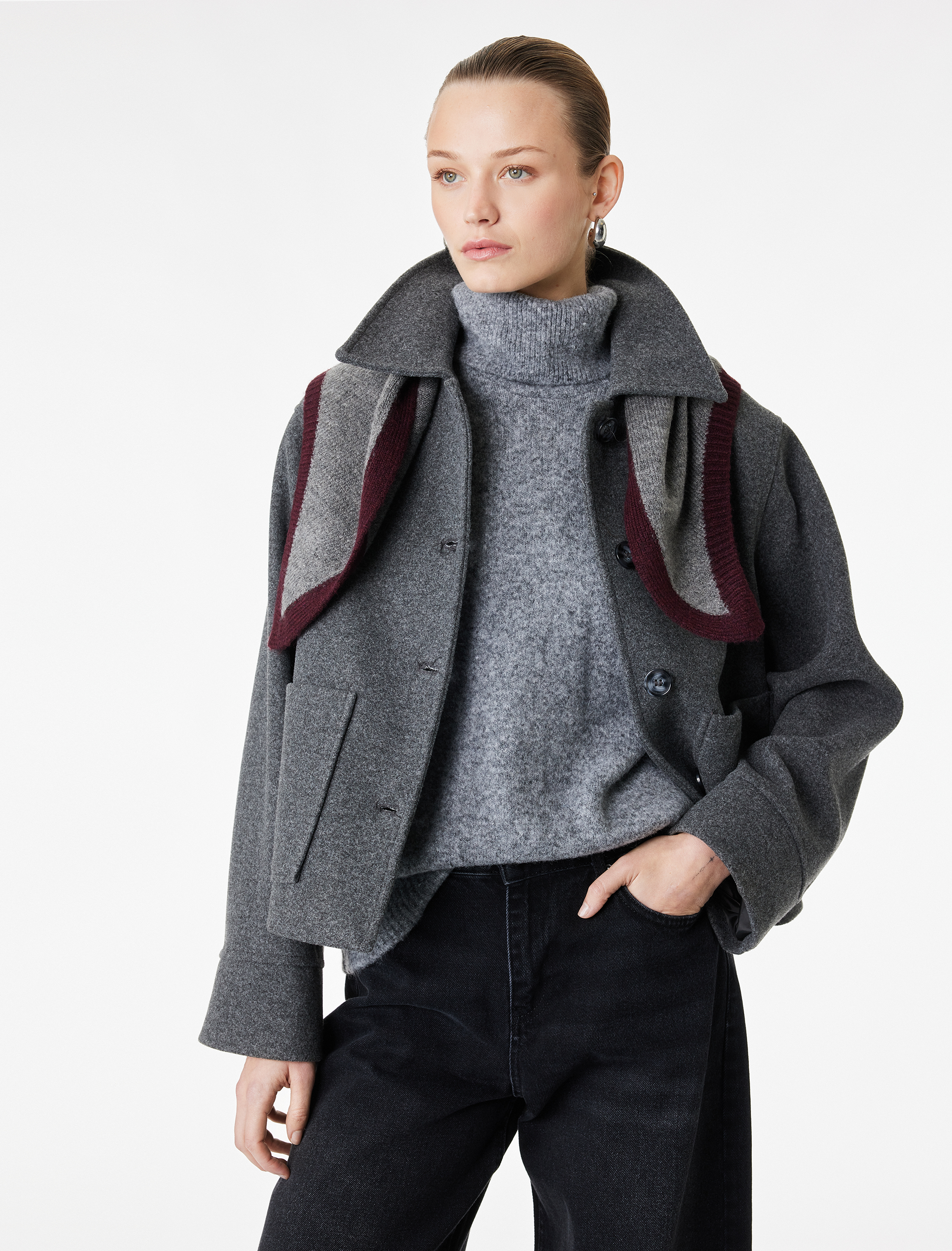   Cepli Düğmeli Uzun Kollu Kısa Kaşe Ceket