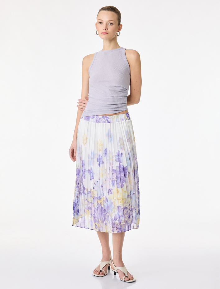  Slim Fit Asimetrik Kesim Drapeli Metalik İplik Detaylı Simli Fitilli Bluz